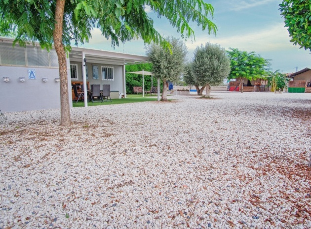 Resale - Villa - Dolores - Dolores Centro