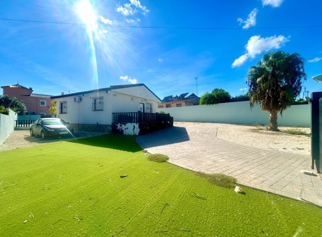 Resale - Villa - Pilar de la Horadada - Pinar De Campoverde