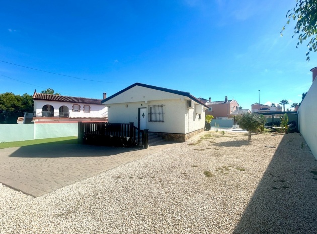 Resale - Villa - Pilar de la Horadada - Pinar De Campoverde