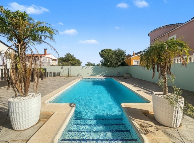 Resale - Villa - Pilar de la Horadada - Pinar De Campoverde