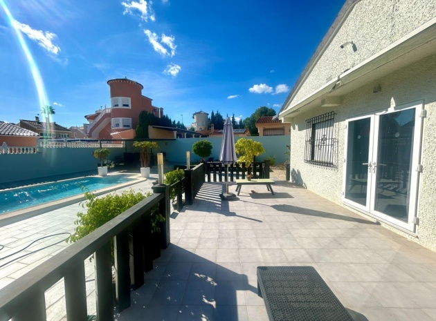 Resale - Villa - Pilar de la Horadada - Pinar De Campoverde