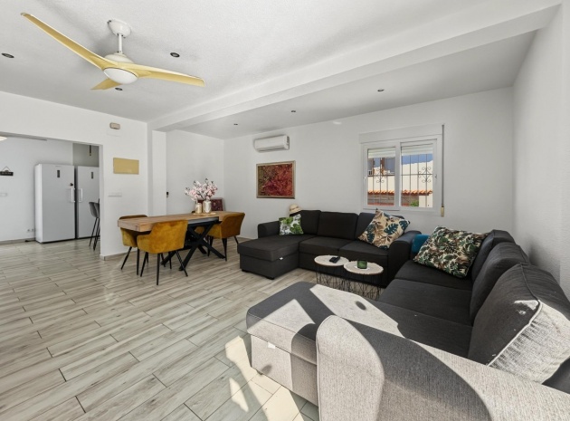 Resale - Villa - Pilar de la Horadada - Pinar De Campoverde