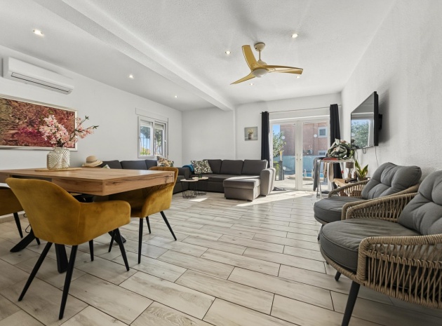 Resale - Villa - Pilar de la Horadada - Pinar De Campoverde