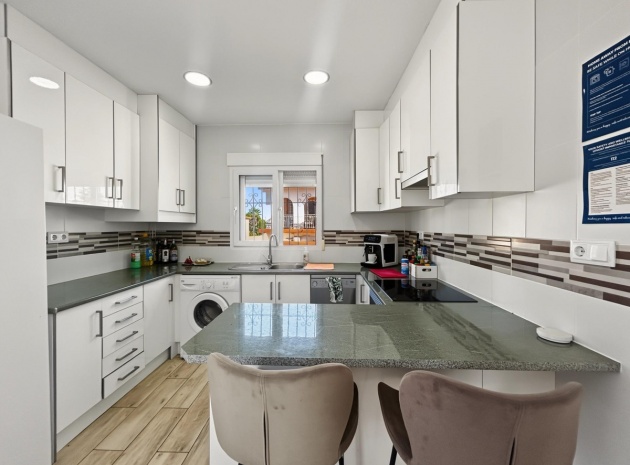 Resale - Villa - Pilar de la Horadada - Pinar De Campoverde