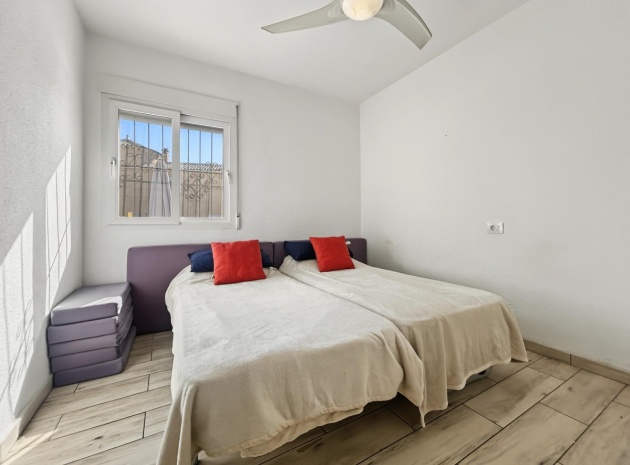 Resale - Villa - Pilar de la Horadada - Pinar De Campoverde
