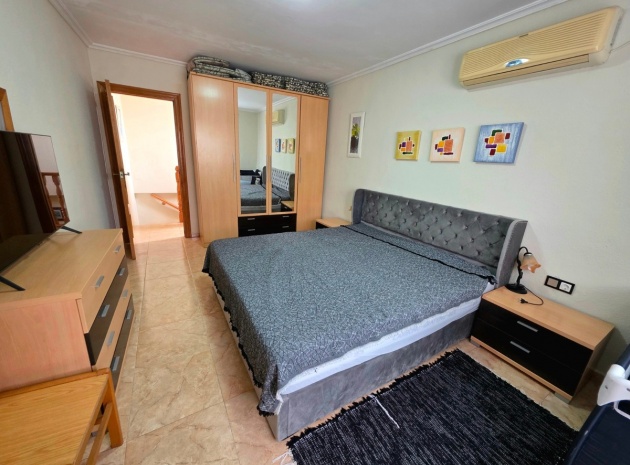 Resale - Villa - San Fulgencio - La Marina