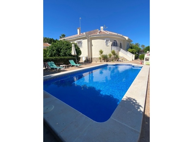 Resale - Villa - Rojales - Ciudad Quesada