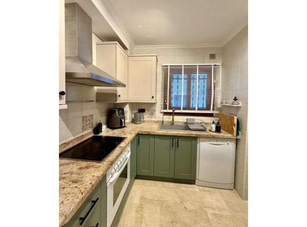 Resale - Apartment - Villamartin - Costa Blanca South