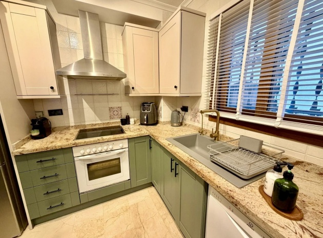 Resale - Apartment - Villamartin - Costa Blanca South