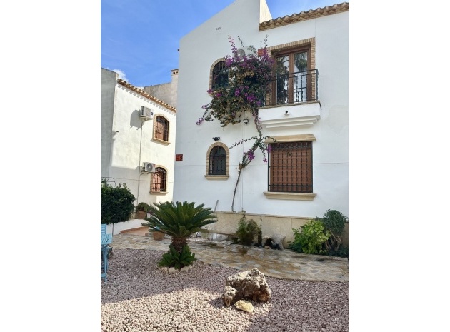 Resale - Apartment - Villamartin - Costa Blanca South