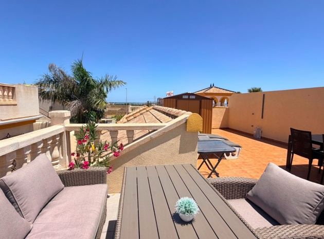 Resale - Villa - Los Montesinos - Urbanizacion montesol