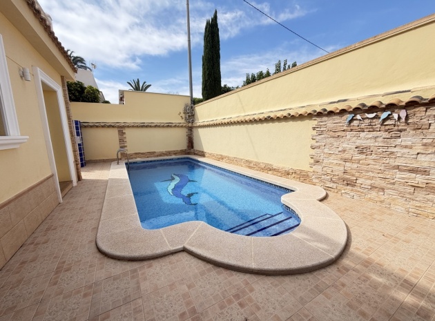 Resale - Villa - Cabo Roig - beachside cabo roig