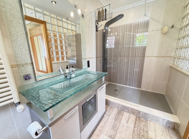 Resale - Villa - Cabo Roig - beachside cabo roig