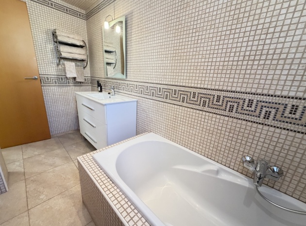 Resale - Villa - Cabo Roig - beachside cabo roig