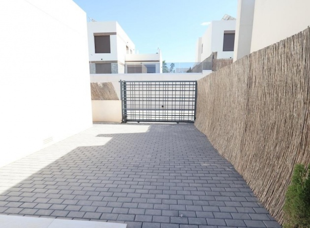 Resale - Villa - Algorfa - La Finca Golf Resort