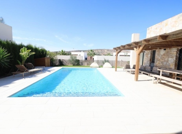 Resale - Villa - Algorfa - La Finca Golf Resort