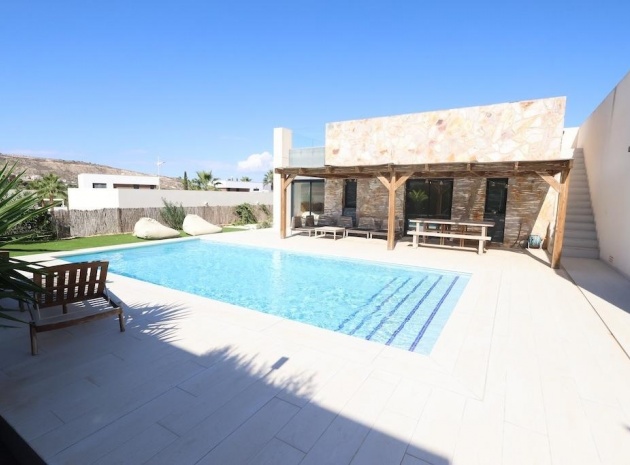 Resale - Villa - Algorfa - La Finca Golf Resort