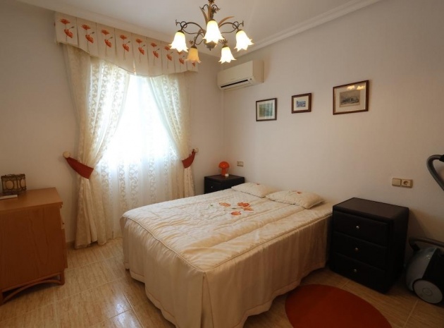 Resale - Villa - Villamartin - El Galan