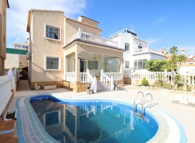 Resale - Villa - Villamartin - El Galan