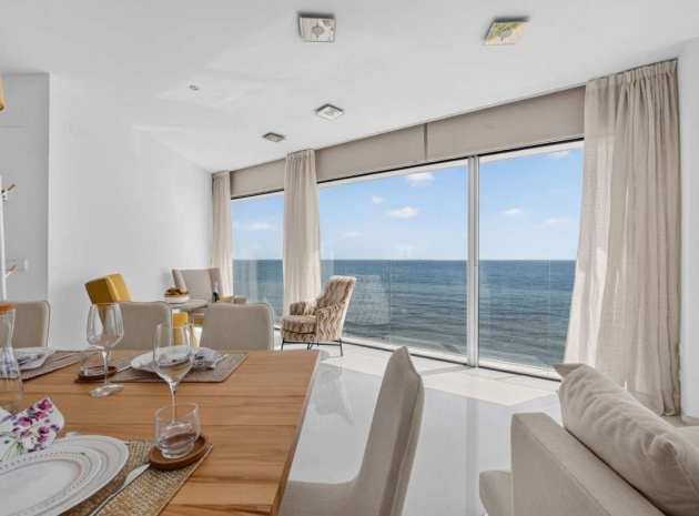 Resale - Apartment - Torrevieja - Torrevieja Centro