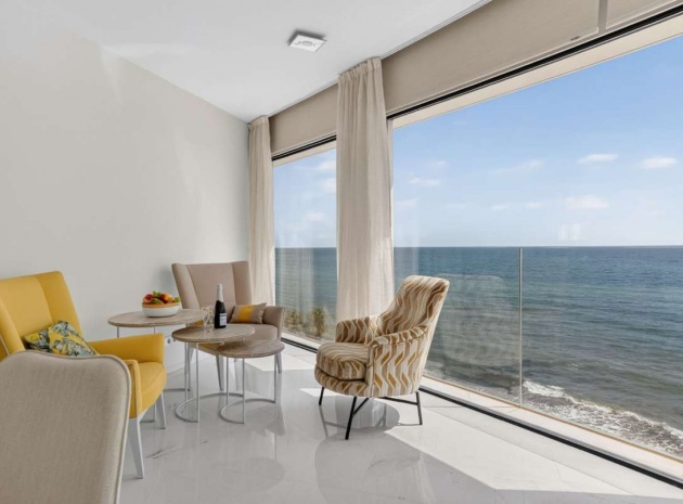 Resale - Apartment - Torrevieja - Torrevieja Centro