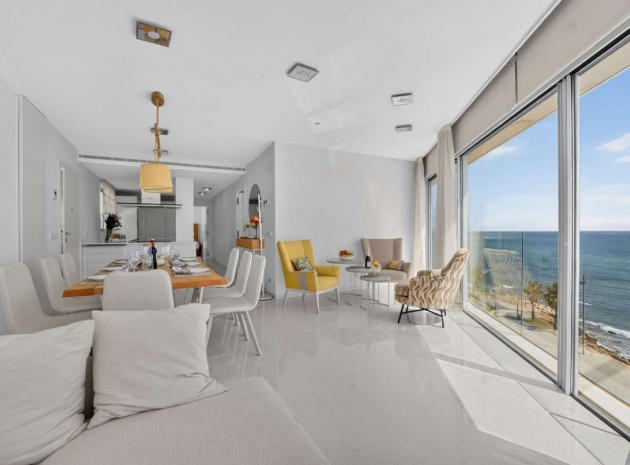 Resale - Apartment - Torrevieja - Torrevieja Centro