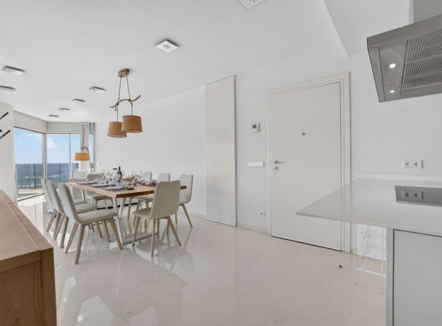Resale - Apartment - Torrevieja - Torrevieja Centro