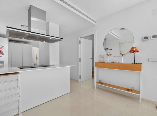 Resale - Apartment - Torrevieja - Torrevieja Centro