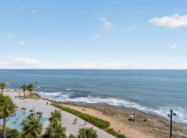 Resale - Apartment - Torrevieja - Torrevieja Centro