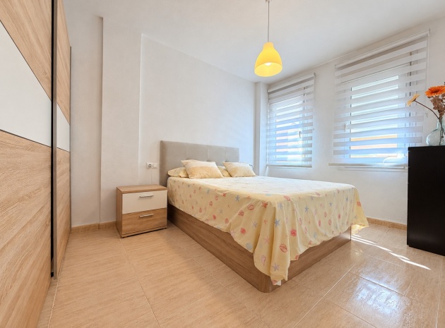Resale - Townhouse - Daya Nueva - Daya Nueva Centro