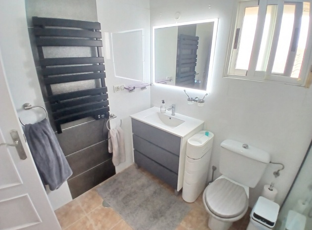 Resale - Villa - Orihuela - Villamartin