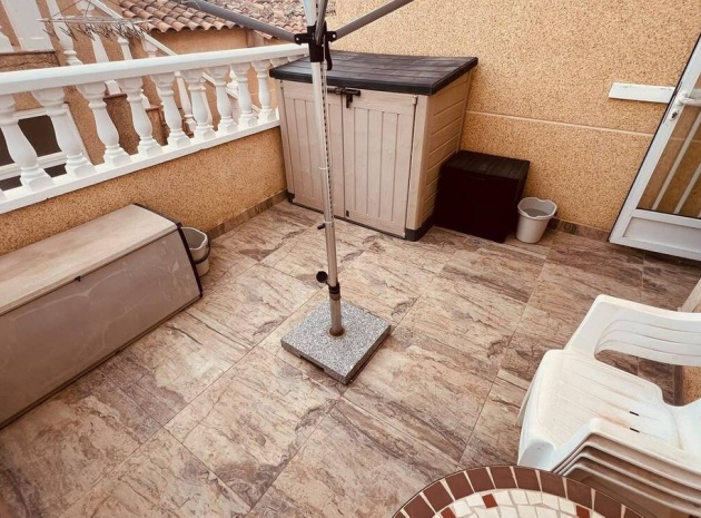 Resale - Villa - Orihuela - Villamartin