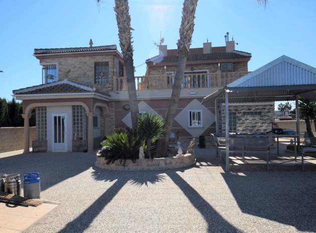 Resale - Villa - Guardamar del Segura - Guardamar del Segura Centro