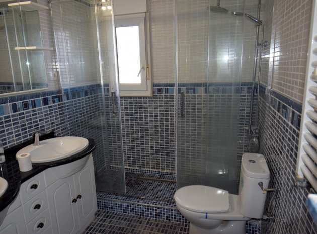 Resale - Villa - Guardamar del Segura - Guardamar del Segura Centro