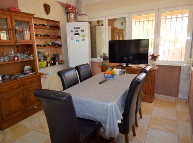 Resale - Villa - Guardamar del Segura - Guardamar del Segura Centro
