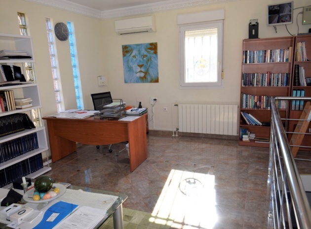 Resale - Villa - Guardamar del Segura - Guardamar del Segura Centro