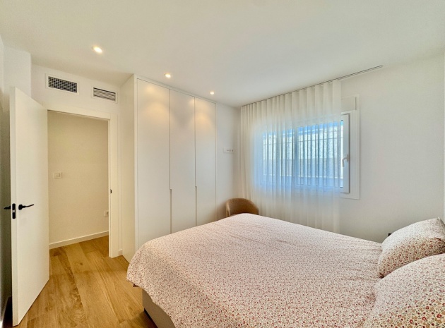 Resale - Apartment - Pilar de la Horadada - Pilar de la Horadada Centro