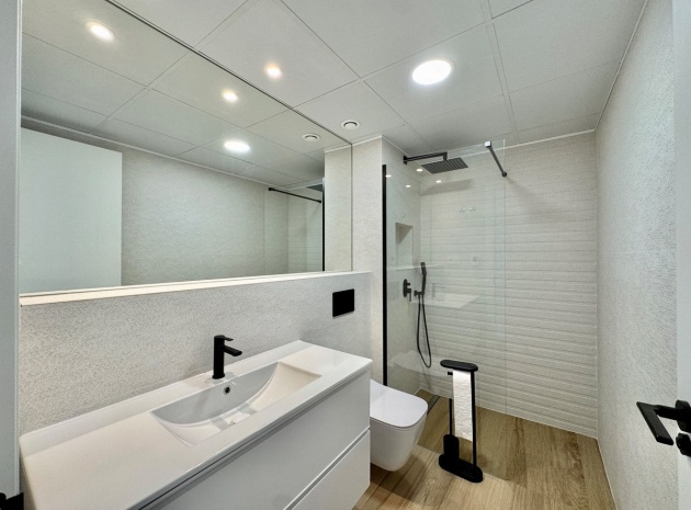 Resale - Apartment - Pilar de la Horadada - Pilar de la Horadada Centro