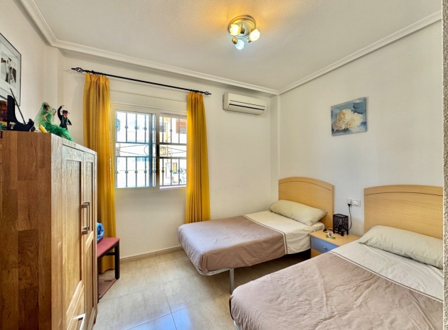 Resale - Apartment - Orihuela - Orihuela Costa