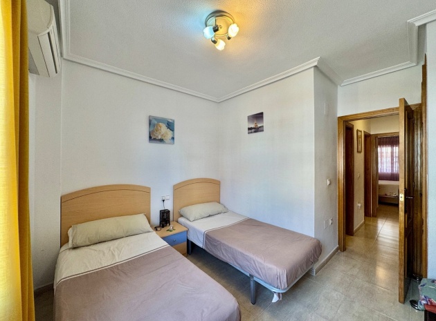 Resale - Apartment - Orihuela - Orihuela Costa