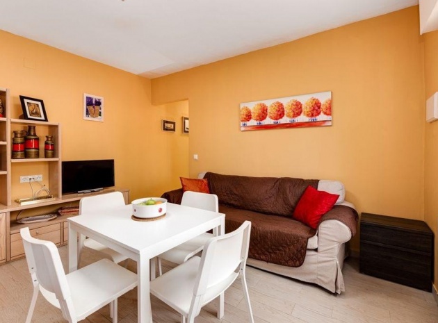 Resale - Villa - Torrevieja - La Siesta