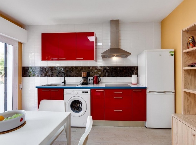 Resale - Villa - Torrevieja - La Siesta