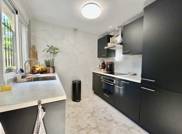 Resale - Villa - Orihuela - Villamartin