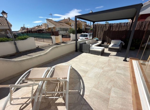 Resale - Villa - Los Montesinos - Urbanizacion montesol