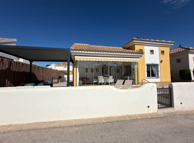 Resale - Villa - Los Montesinos - Urbanizacion montesol