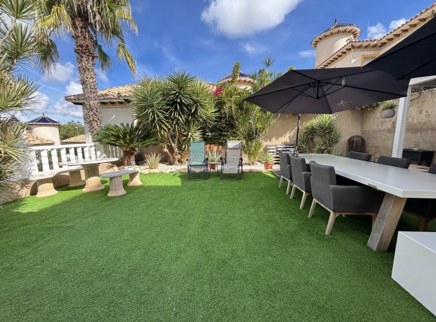 Resale - Villa - Villamartin - pinada golf
