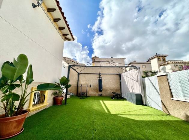 Resale - Villa - Villamartin - pinada golf