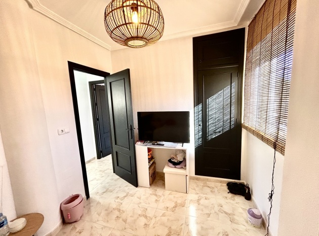 Resale - Villa - Villamartin - pinada golf