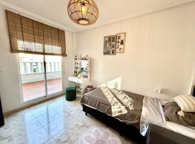 Resale - Villa - Villamartin - pinada golf