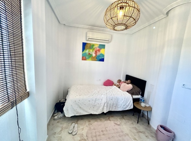 Resale - Villa - Villamartin - pinada golf